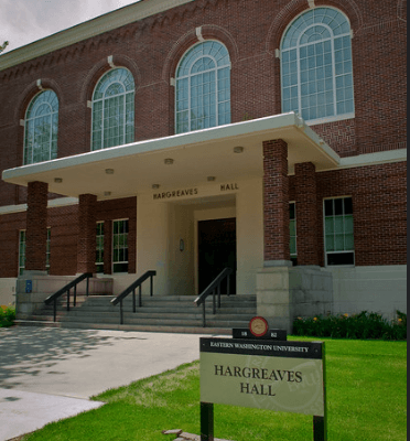 picture of the front of Hargreaves hall